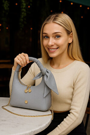 Lüks Fular Detaylı Zincir Askılı Baget Çanta