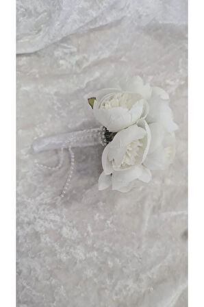 Beyaz acilmis sakayik buketi