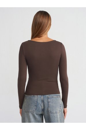 31401 Büzgülü Kayık Yaka Top-Siyah