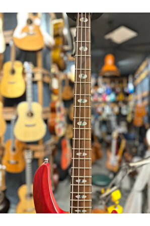 B04- RD 4 Telli Aktif Bass Gitar Kırmızı Renk