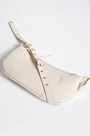 Omuz çantası  baget zımbalı çanta