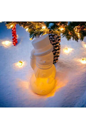 Titreyen Işıklı Kardan Adam Şeklinde Yılbaşı Masa Süsü ( 13cm X 6cm )