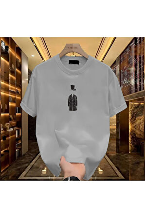 Şapkalı Adam Baskılı Beyaz Erkek Tshirt