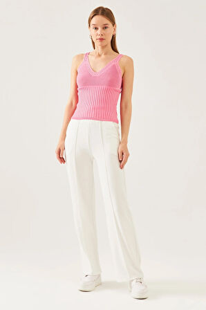 Kadın Pembe Kolsuz Askılı Bel ve Yaka Detaylı Yazlık Atlet Triko Bluz