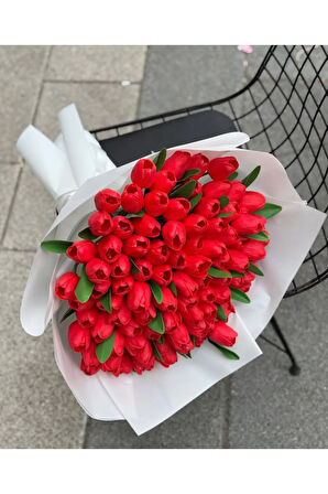 Kırmızı Lale Buketi Aşkın Rengi Preminyum
