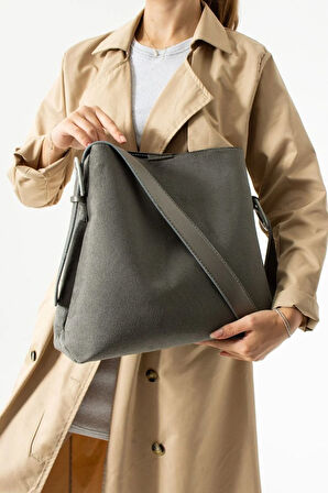 Suet Deri Kadın Omuz Çantası Yavrulu