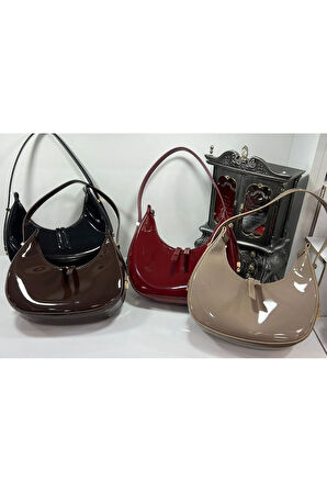 Cherry Model Rugan Özel Kilit Sistemli Askı Boyu Ayarlanabilir Kadın Omuz Çantası