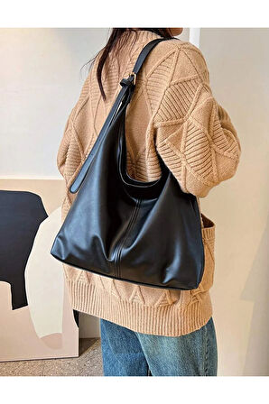 Kadın Büyük Kapasiteli Omuz Çantası