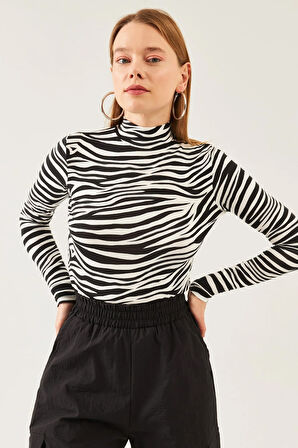 Kadın Beyaz Siyah Desenli Dik Yaka Uzun Kol Viskon Bluz