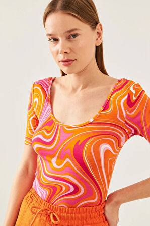 Kadın Turuncu Krema Desen U Yaka Kısa Kol Viskon Bluz