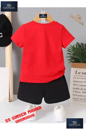 Çocuk UNISEX “PANDALAR 3LU SASIRAN“ Özel Baskılı Bisiklet Yaka Tişört - Şort Takım
