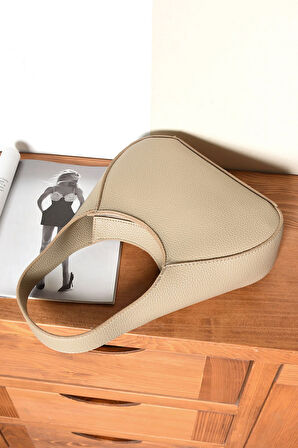 Kadın Baget Çanta Şık Tasarımlı Kaliteli