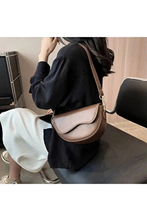 Kadınlar İçin Kapaklı, Mıknatıs Kapatmalı, Çok Yönlü Omuz ve El Çantası ile Şık Yeni Çapraz Çanta