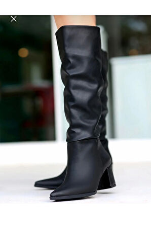 SİYAH MAT CİLT SİVRİ BURUN KALIN TOPUKLU ÇEKME ÇİZME