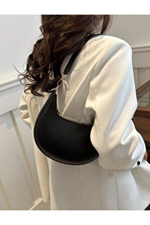 AY DİZAYNLI GÜNLÜK ŞIK TASARIMLI KADIN KOLTUK ALTI BAGET ÇANTA