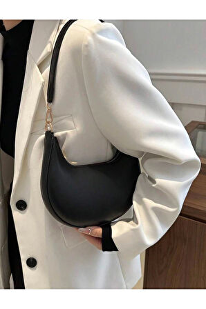 AY DİZAYNLI GÜNLÜK ŞIK TASARIMLI KADIN KOLTUK ALTI BAGET ÇANTA