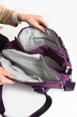 Ultra Hafif Su Geçirmez Çok Cepli Omuz Çantası Mor (Model: 571-5C)
