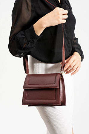 Kadın Çapraz Asmalı Ve  Elden Tutmalı Çanta