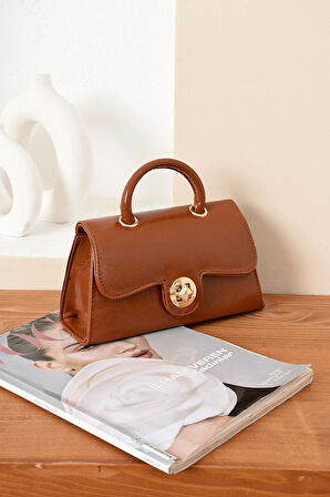 Lüks Mini Özel Tasarım Kilit Detaylı Çapraz Askılı Omuz Çantası