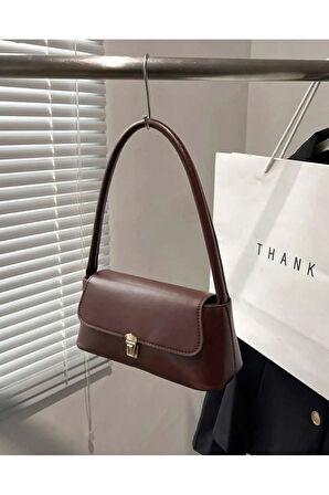 Moi Lena Omuz Çantası Kilit Detaylı Şişe Çanta