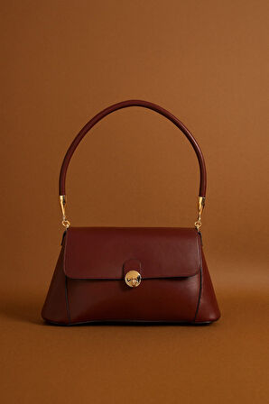 Kadın el ve omuz çantası kutu baget