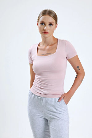 Kadın Açık Pembe Kare Yaka Kısa Kol Viskon Bluz