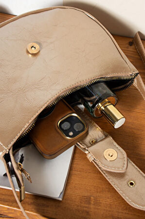 Kadın şık tasarımlı kaliteli omuz çantası