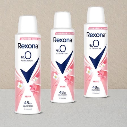 Rexona Kadın Sprey Deodorant Musk %0 Alüminyum 48 Saat Ter Kokusuna Karşı Koruma 150 Ml X3