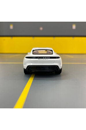 Porsche Taycan Turbo S 1/36 Ölçek Diecast Metal Model Araba Oyunca Araba