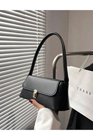 Moi Lena Omuz Çantası Kilit Detaylı Şişe Çanta