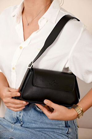 Kadın Sade Tasarımlı Şık Baget Çanta