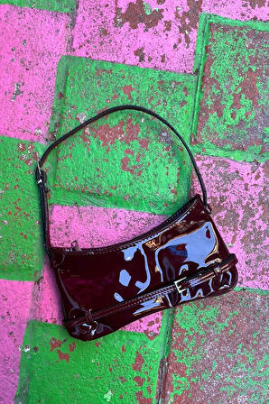 Mila Model Bordo Renk Rugan Kadın Kemerli Mini Baget Çanta