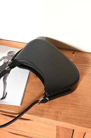 Kadın Baget Çanta Şık Tasarımlı Kaliteli