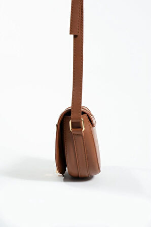 Kilit Aksesuarlı Keten Çanta