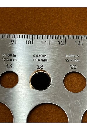 GÜMÜŞ ORTASI SİYAH EPOKSİ METALİZE SMOKİN DÜĞMESİ