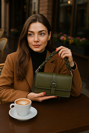 Lüks Örgü Kısa Sap Detaylı 2 Gözlü Çapraz Omuz Çantası