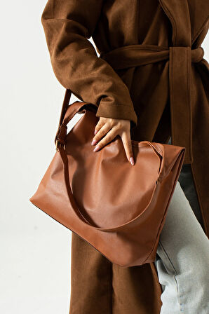 Kadın omuz çantası mıknatıs kapamalı büyük omuz çantası