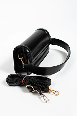 Kadın Çapraz Askılı Ve Elden Tutmalı Çanta