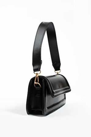 Kadın Çapraz Askılı Ve Elden Tutmalı Çanta