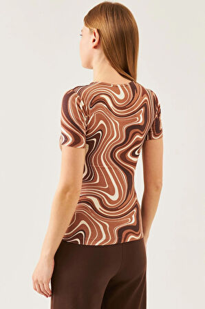 Kadın Kahverengi Desenli Kare Yaka Kısa Kol Viskon Bluz