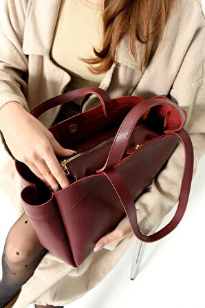 KADIN OMUZ ÇANTASI YAVRULU ŞIK TASARIM KALİTELİ DERİ