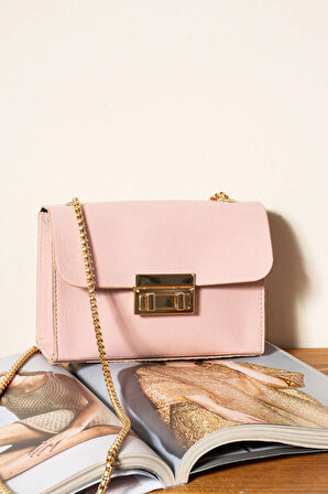 KADIN ÇAPRAZ ZİNCİR ASKILI OMUZ ÇANTASI