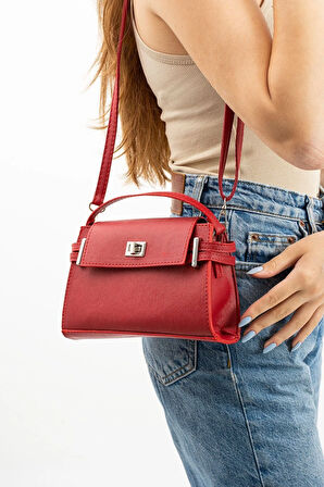 Kilit Kapaklı Kol Çantası