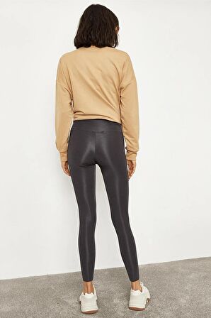 Kadın Mürdüm Toparlayıcı Parlak Disko Tayt