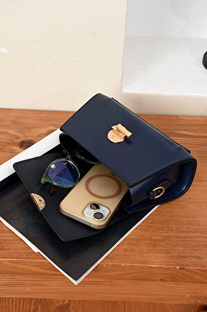 Lüks Tasarımlı Çapraz Askılı El ve Omuz Çantası