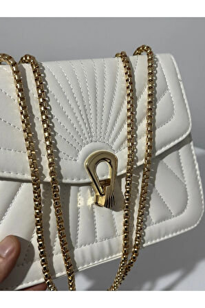 Tavuz nakış işlemeli 2 gözlü çapraz kilitli çanta