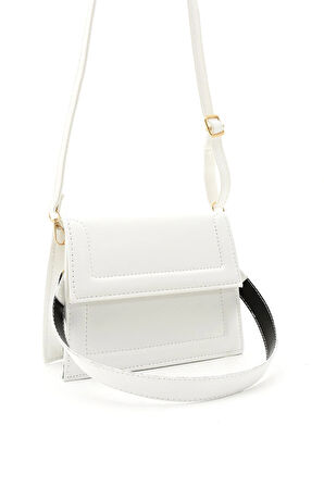 Kadın Çapraz Asmalı Ve  Elden Tutmalı Çanta