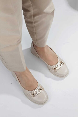 Leopar Desenlı Taş Detaylı Toka Kadın Topuklu Babet