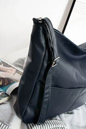 Kadın Modern Tasarımlı Geniş Hacimli  Kaliteli Deri Salaş Omuz Çantası