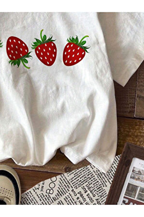 Unisex Çilek Baskılı Oversize T-Shirt